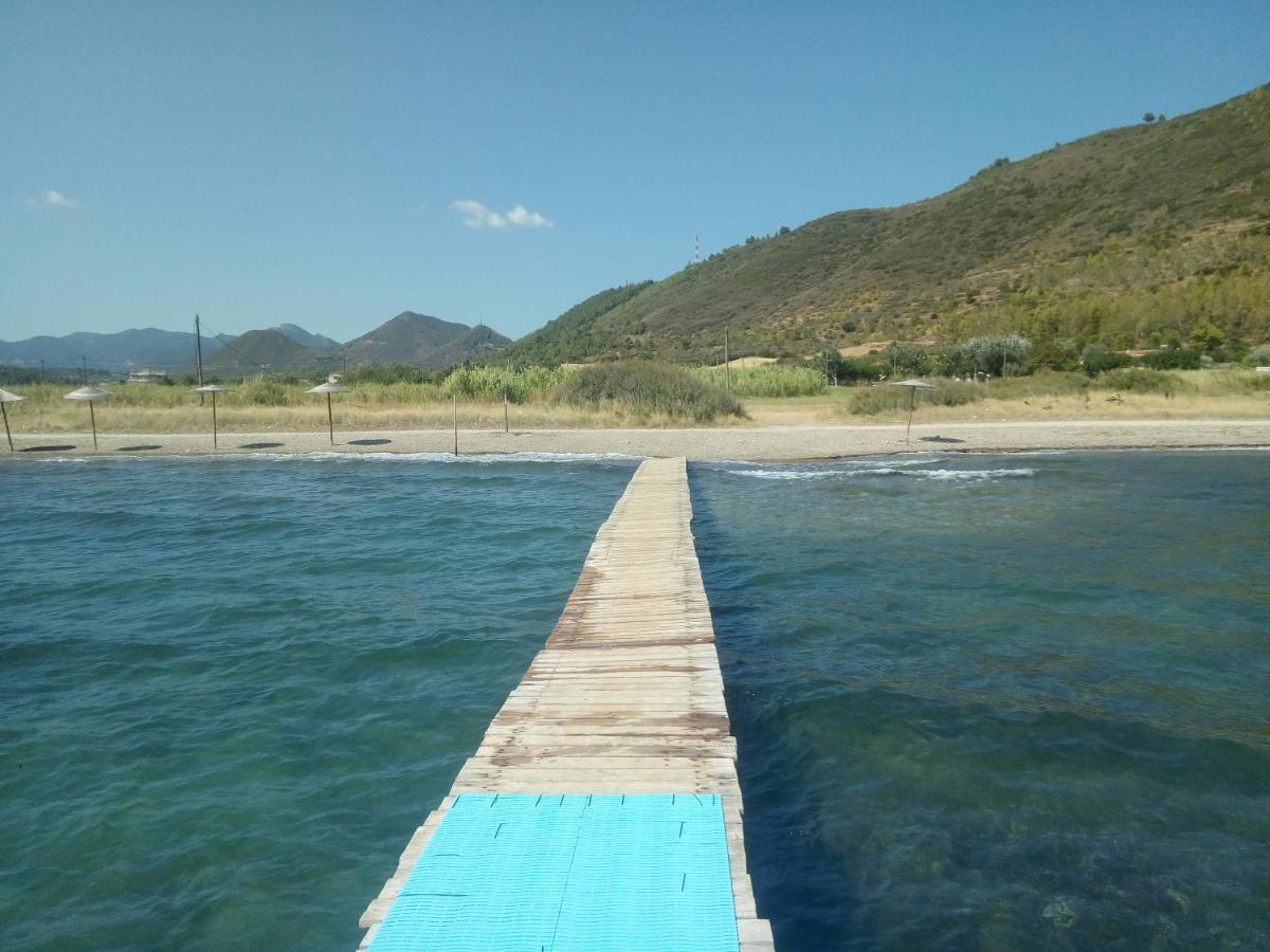 Villa The Platanus Tree Kato Vasiliki Екстериор снимка