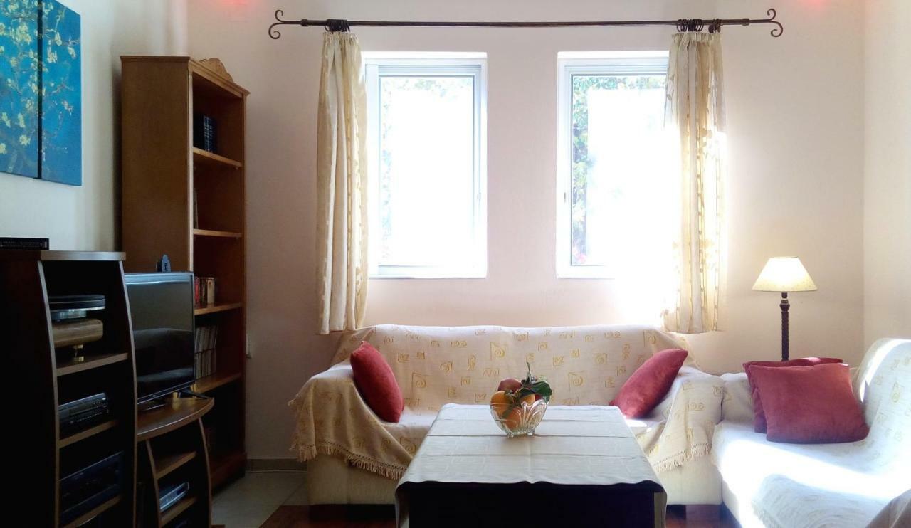 Villa The Platanus Tree Kato Vasiliki Екстериор снимка