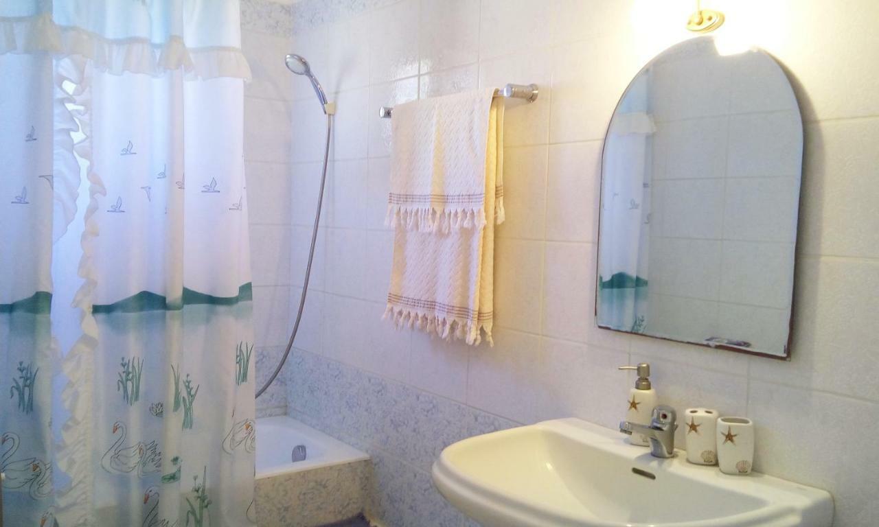 Villa The Platanus Tree Kato Vasiliki Екстериор снимка