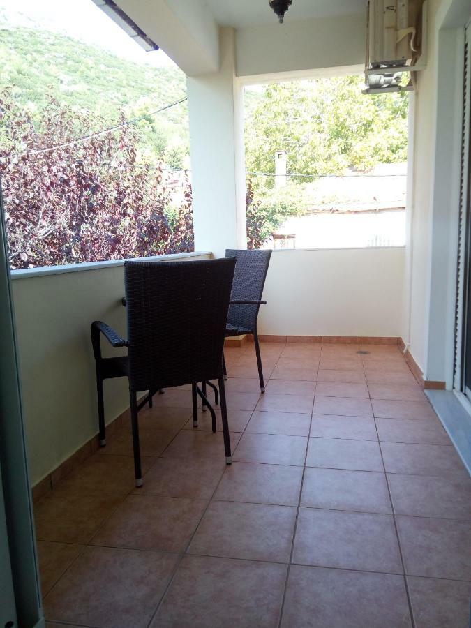 Villa The Platanus Tree Kato Vasiliki Екстериор снимка