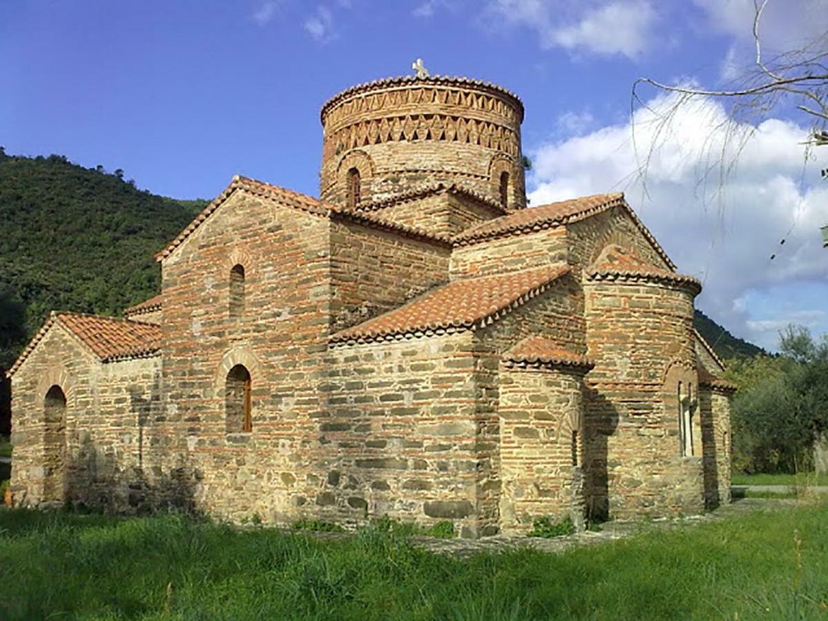 Villa The Platanus Tree Kato Vasiliki Екстериор снимка